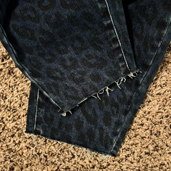 Judy Blue Denim Leopard Print Raw Hem Skinny Jeans Size 16W - Picture 3 of 9